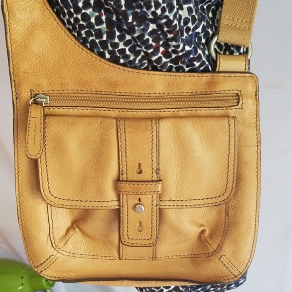 FOSSIL Leather Bags - Picture 2 of 8